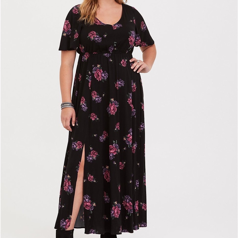 Torrid Black Floral Challis Maxi Dress